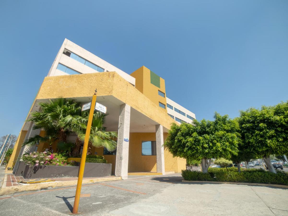 Capital O Hotel Casa Real Celaya Celaya  Exteriér fotografie