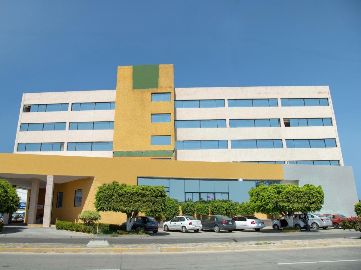 Capital O Hotel Casa Real Celaya Celaya  Exteriér fotografie